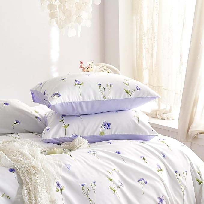 Wake In Cloud - Floral Comforter Set, Cottagecore Cute Aesthetic Watercolor Tiny Flowers and Leaves, Soft Lightweight Bedding for Women Teen Girls, 3 Pieces, Purple, Full Size