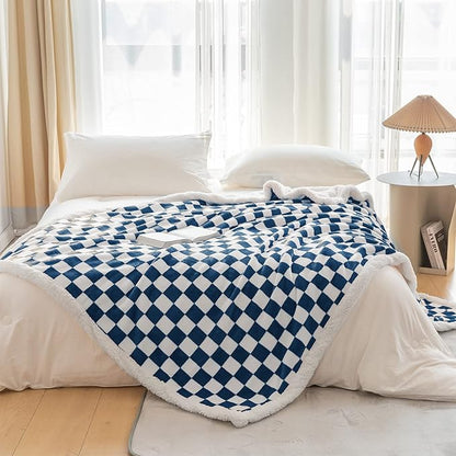 LOMAO Sherpa Throw Blanket Fleece Blanket with Checkered Pattern Soft Thick Blanket for Couch, Bed, Sofa Luxurious Warm and Cozy for All Seasons (Navy, 51"x63")