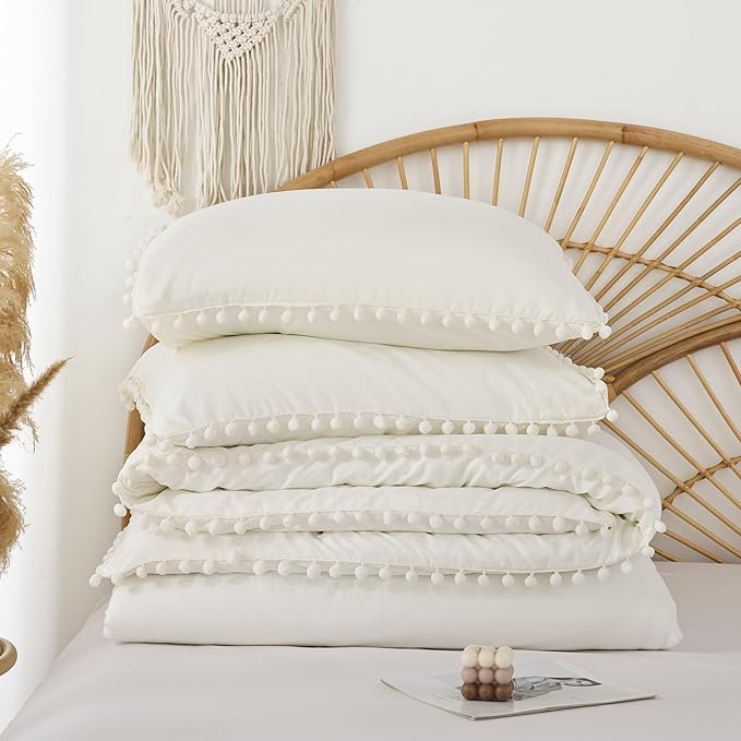 YIRDDEO Ivory Queen Ball Pom Fringe Comforter Set 3pcs, Boho Off White Aesthetic Luxurious Queen Bedding Set 3 Pieces, Vintage Ultra Soft Microfiber Comforter Set