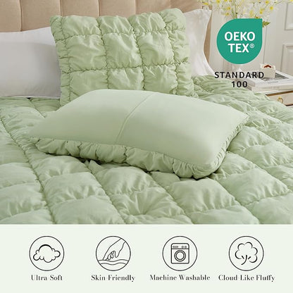 Amélie Home King Comforter Set, 3 Pieces Sage Green Bubble Bedding Set for All Season, Ultra Soft Cozy Comforter, Farmhouse Luxury Gift for Women Home Decor