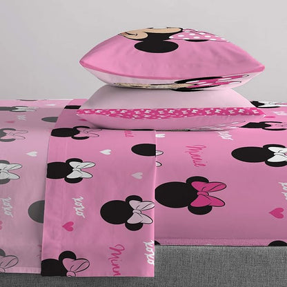 Jay Franco Disney Minnie Mouse Hearts N Love 5 Piece Full Size Bed Set - Includes Reversible Comforter & Sheet Set - Super Soft Fade Resistant Microfiber - (Official Disney Product)