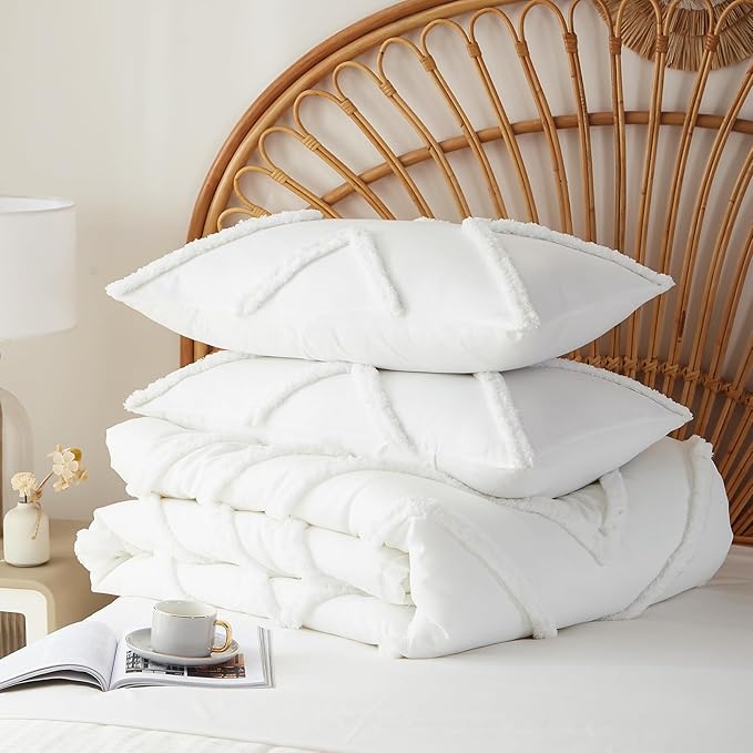 Cupocupa King Size Comforter Set;Ivory Comforters Boho Tufted Lightweight Bedding Sets 3PCS Comforter Soft Jacquard Comforter with 2 Pillow Cases for All Season