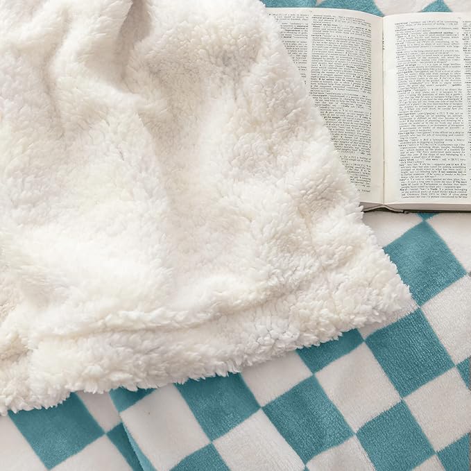 LOMAO Sherpa Throw Blanket Fleece Blanket with Checkered Pattern Soft Thick Blanket for Couch, Bed, Sofa Luxurious Warm and Cozy for All Seasons (Light Blue, 51"x63")
