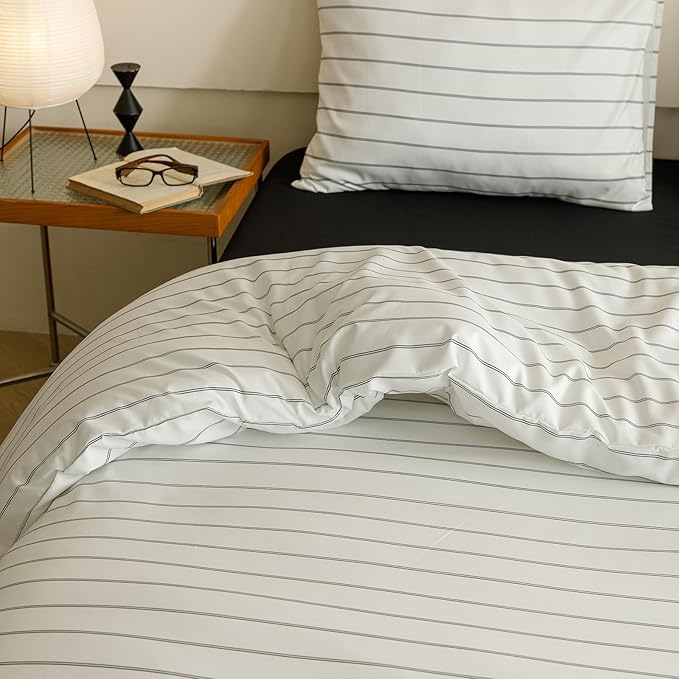 CLOTHKNOW Striped King Size Comforter Set White Black Bedding Comforter Sets Farmhouse Black Stripes Comforter with 2 x Pillow Cases