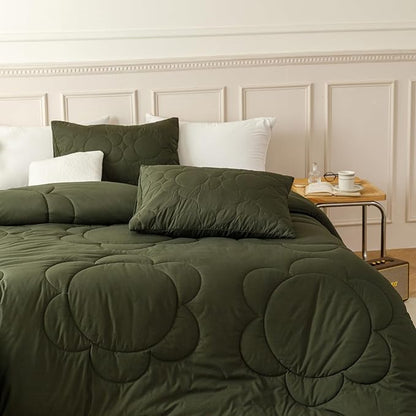 CLOTHKNOW Army Green Floral Comforter Set Full 3Pcs Daisy Puff Bedding Comforter Sets Dark Green Comforter King Size Hunter Green Boho King Size Comforter Set