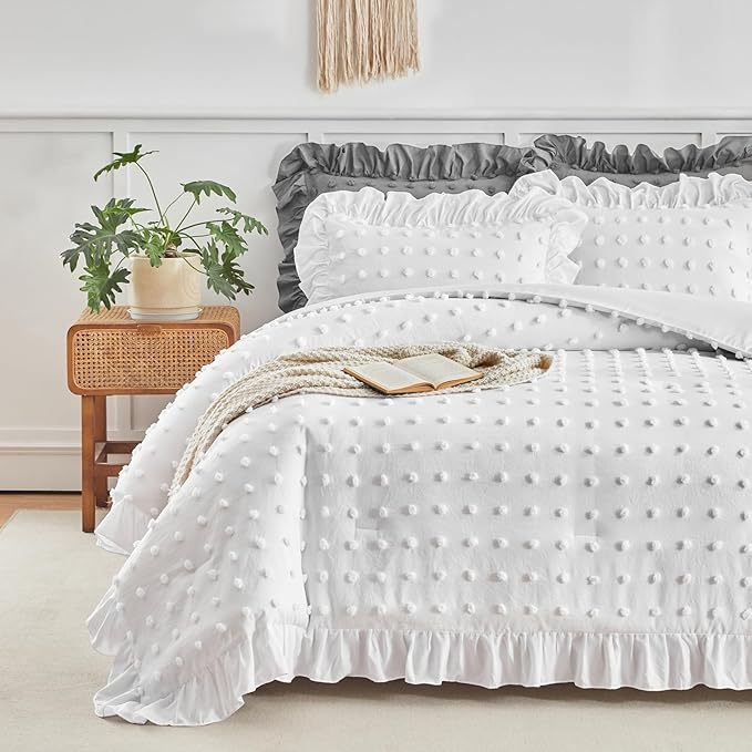 Flysheep Tufted Dots Ruffle Comforter Set King Size, 3 Pieces White Vintage Farmhouse Shabby Chic Comforters, Jacquard Boho Bohemian Bedding Set for All Season (1 Ruffled Comforter+ 2 Pillow Shams)