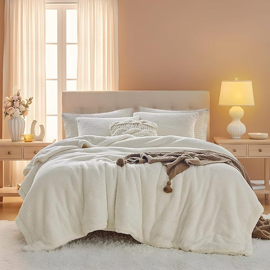 Fluffy Queen Comforter Set - Sherpa Comforter Set Queen Size Winter Use Warm Fleece Luxury 3 Pieces Bedding Comforter with 2 Pillow Shams Microfiber Plush Bed Set- Thanksgiving Choice