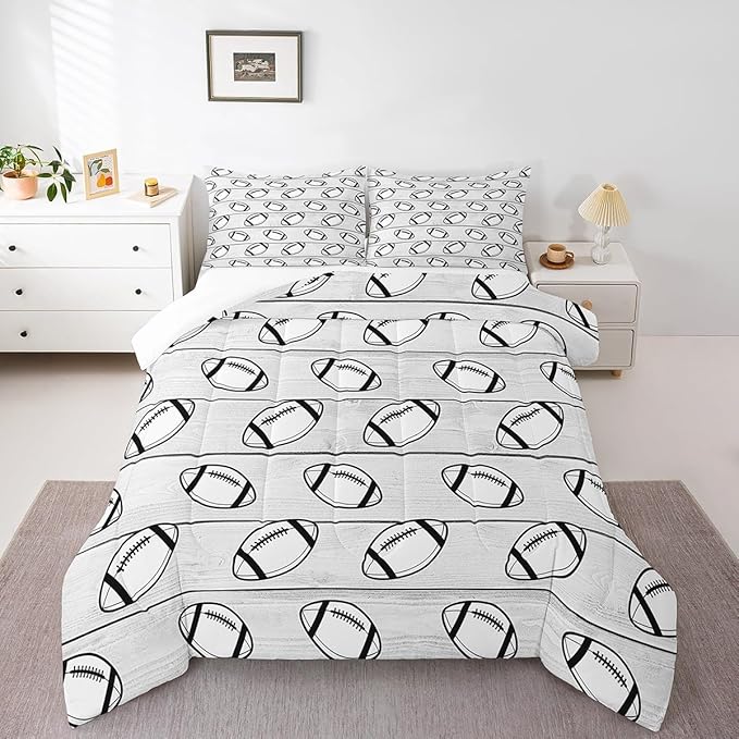 Manfei Football Comforter Set King Size, Sports Gaming Theme Bedding Set for Kids Boys Girls Room Decor, Grey Wooden Plank Down Comforter, Soft Polyester Quilt Set,2 Pillowcases