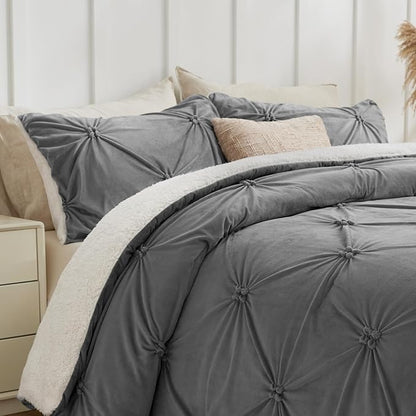BEDELITE Pintuck Fluffy King Size Comforter Set - Super Soft Sherpa Grey Comforter for King Size Bed, Luxury Warm Bedding Set for Winter, Fuzzy Bed Set 3 Pieces (1 Comforter, 2 Pillowcases)