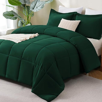 CozyLux Queen Comforter Set - Emerald Green Comforters Queen Size, 3 Pieces Box Stitched Bed Set for All Seasons, Soft Lightweight Bedding Sets with 1 Down Alternative Comforter and 2 Pillow Shams