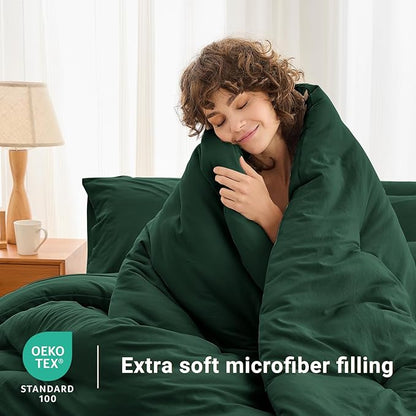 MUXHOMO 7 Pieces Full Comforter Set, Soft Bed in a Bag Full Size, All Season Bedding Set with Comforter, Flat Sheet, Fitted Sheet, Pillowcases & Shams, Dark Emerald Green