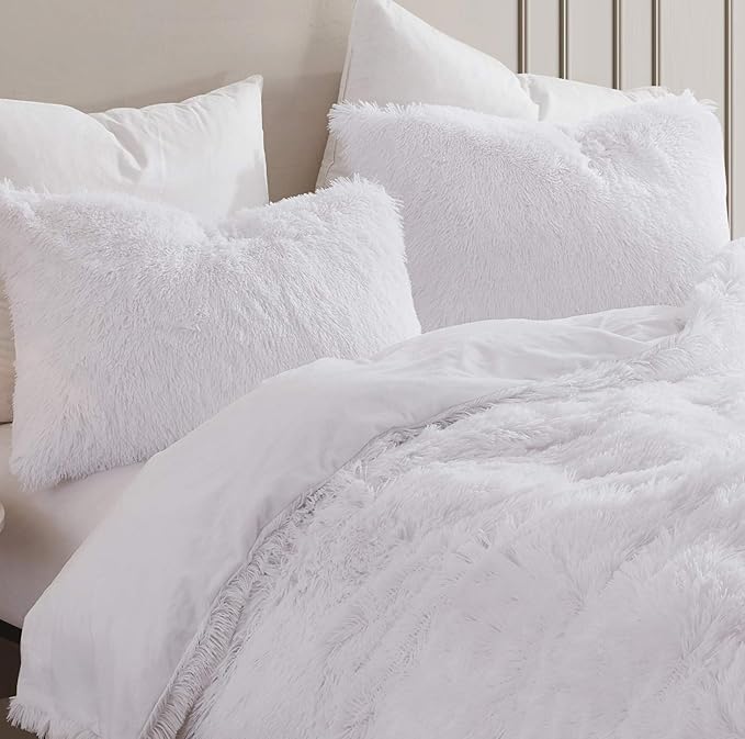Plush Shaggy Comforter Set Ultra Soft Luxurious Faux Fur Decorative Fluffy Crystal Velvet Bedding with 2 Shams, King, White