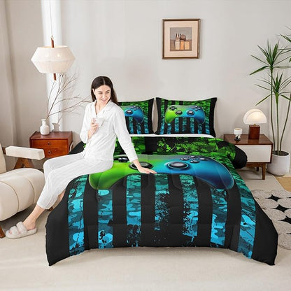Gaming Comforter Set Full Size for Boys Kids Game Room Decor United States Bedding Set Video Game Gamer Down Comforter Camouflage Stripes Teens Bedroom Decor Gamepad Bedding Set with 2 Pillow Cases