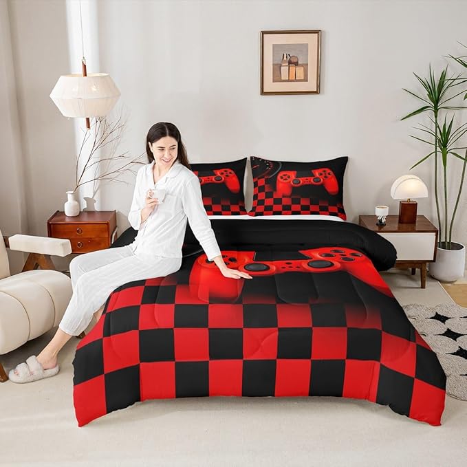 Gaming Comforter for Boys Teen,Game Controller Bedding Set for Kids,Down Alternative Comforter for All Season,Gamer Home Decor for Young Man Comforter Set with Buffalo Check Plaid Duvet Quilted,Queen