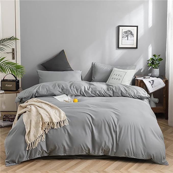 KAREVER Silver Grey Comforter Set Cal King Bright Gray Beddig Set for Kids Teens Adult Solid Silver Color Bedding Set 3 Pieces with 2 Pollowcases Lightweight Durable Gray Comforter
