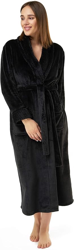 Turquaz Oversize Premium Luxury Ultra Soft Warm Robes for Women Plush Fleece Bathrobe for Women with and Spacious Pockets