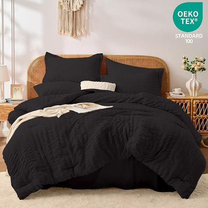 FUANNA Queen Comforter Set 7 Pieces, Luxury Seersucker Bed in a Bag Queen Size for All Seasons, Soft Bedding Set with Comforter, Flat Sheet, Fitted Sheet, Pillowcases & Shams for Bedroom, Black