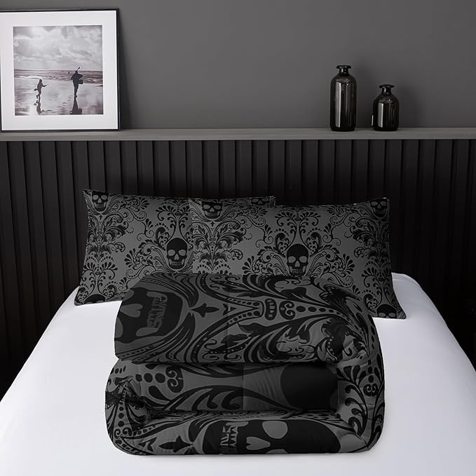 Adults Black Gothic Comforter Set Twin Size,Vintage Damask Floral Bedding Set 3Pcs,Bohemia Bedding Set Goth Skull Printed Quilted Set for Teens Adult with 1 Comforter and 2 Pillowcase