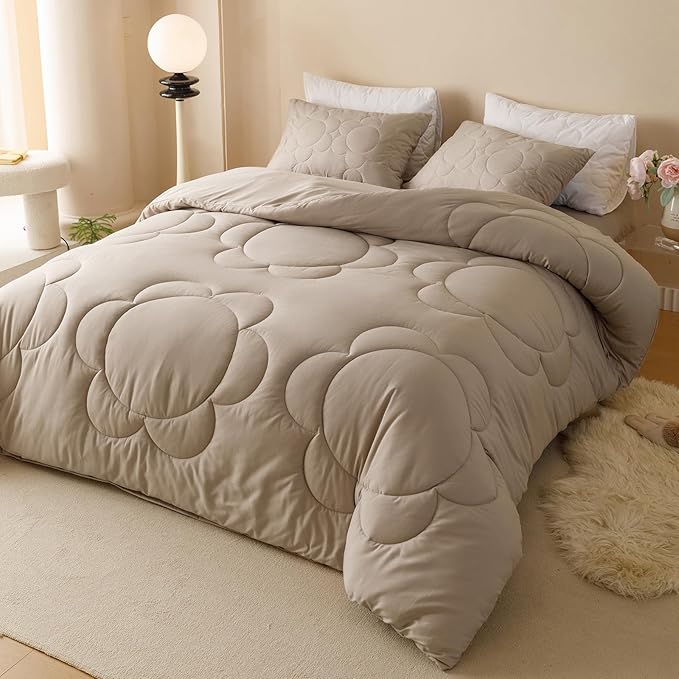 CLOTHKNOW Beige Coffee Daisy Puff Comforter Set California King 3Pcs Light Khaki Bedding Comforter Sets Floral Comforter Tan Bed Comforter Soft Oatmeal Comforter Cal King