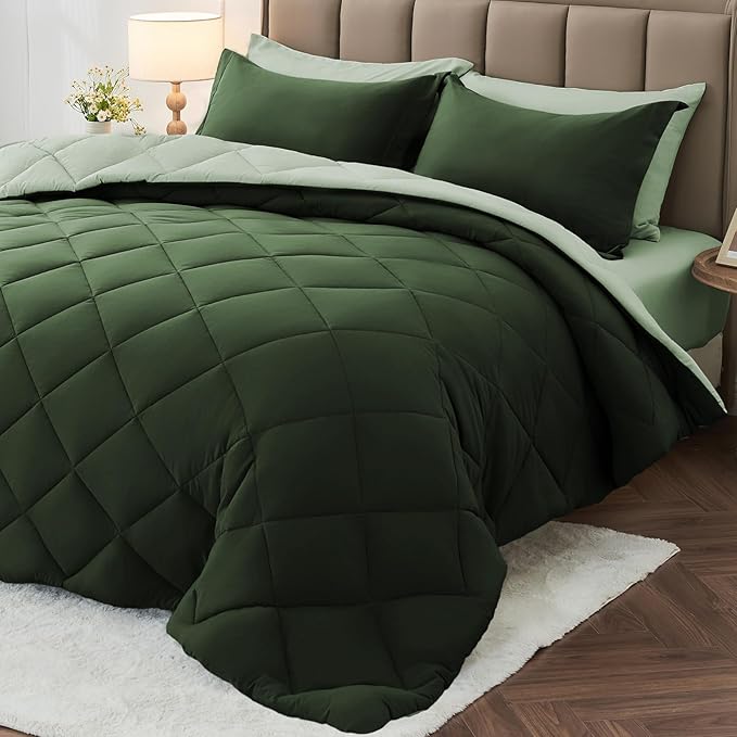 MUXHOMO 7 Pieces Queen Comforter Set, Reversible Bed in a Bag Queen Size, All Season Bedding Set with Comforter, Flat Sheet, Fitted Sheet, Pillowcases & Shams, Dark Green & Light Green