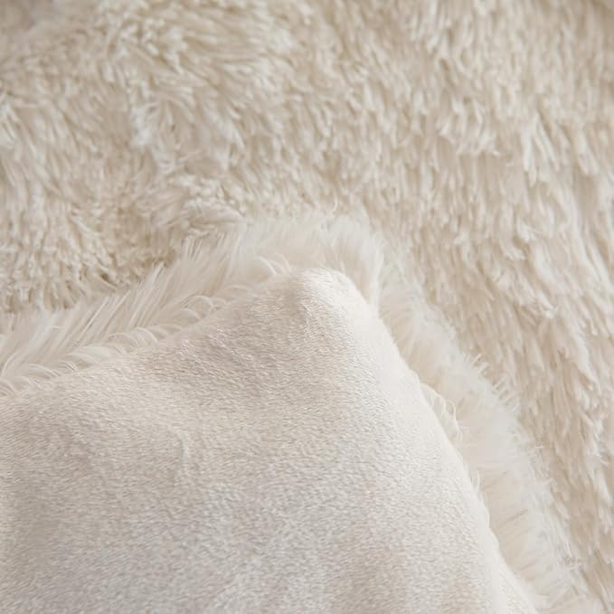 chovy Faux Fur Plush White Comforter Sets King - Ultra Soft Shaggy Flannel Velvet Fluffy Fuzzy 3PC Bedding Set （Comforter x 1 Pillowcases x 2）