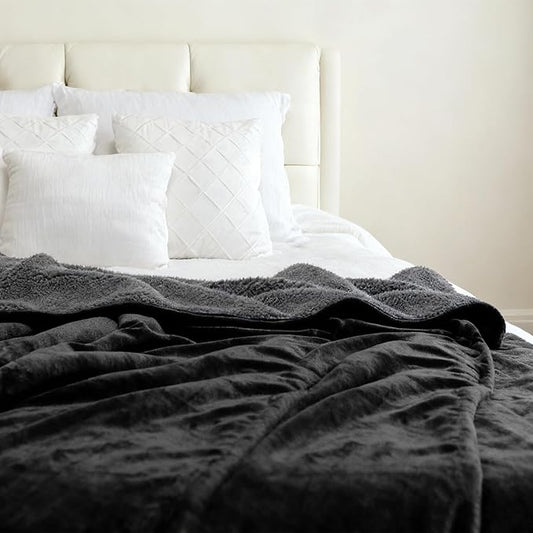 Genteele Sherpa Throw Blanket Super Soft Reversible Ultra Luxurious Plush Blanket, 102 x 90 inches, Black/Gray