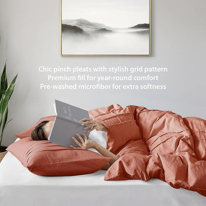 Queen Size Comforter Set Orange, 3 Pieces Bedding Set, Ultra Soft Prewashed Bed Set, Pinch Pleat All Seasons Lightweight Comforter and Shams