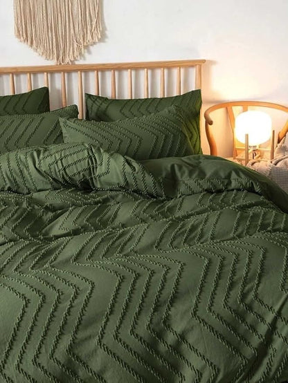 Nanko King Size Comforter Set Dark Green Tufted Boho Soft Shabby Chic Reversible Down Alternative Microfiber Bedding Set, All Season Duvet Bohemia Bed Set Women Men 104 x90 3pcs, Forest Green Jacquard