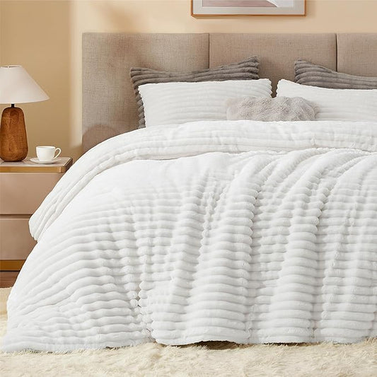BEDELITE Fleece Oversized Queen Comforter Set -Super Soft & Warm Fluffy Bright White Bedding, Luxury Fuzzy Heavy Bed Set for Winter with 2 Pillow Cases