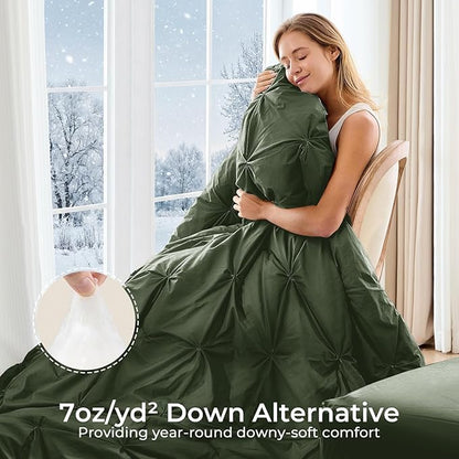 Sasttie Full Size Comforter Set, 7-Piece Bed in a Bag Double, Pintuck Bedding Set for All Season, Includes Comforter, Flat Sheet, Fitted Sheet, Pillowcases and Pillowshams, Dark Green