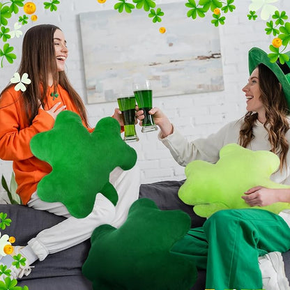 Huwena 3 Pcs St Patrick's Day Pillow Shamrock Shaped Plush Throw Pillows Green Stuffed Shamrock Decorative Cute Soft Saint Patrick's Day Decorations for Irish Office Couch Sofa Home Bedroom