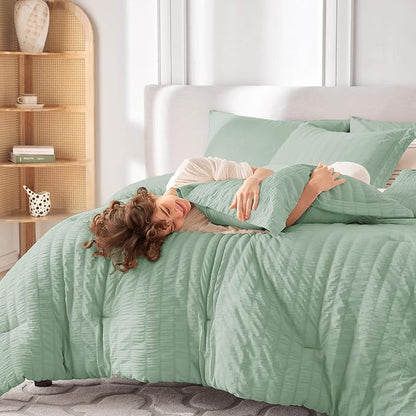 MUXHOMO 7 Pieces Queen Comforter Set, Seersucker Bed in a Bag Queen Size, All Season Luxury Bedding Set with Comforter, Flat Sheet, Fitted Sheet, Pillowcases & Shams, Sage Green