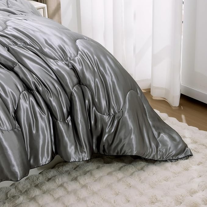 A Nice Night Satin Silky Soft Quilt Luxury Super Soft Microfiber Bedding Comforter Set Full/Queen, Light Weighted (Silver, Queen)