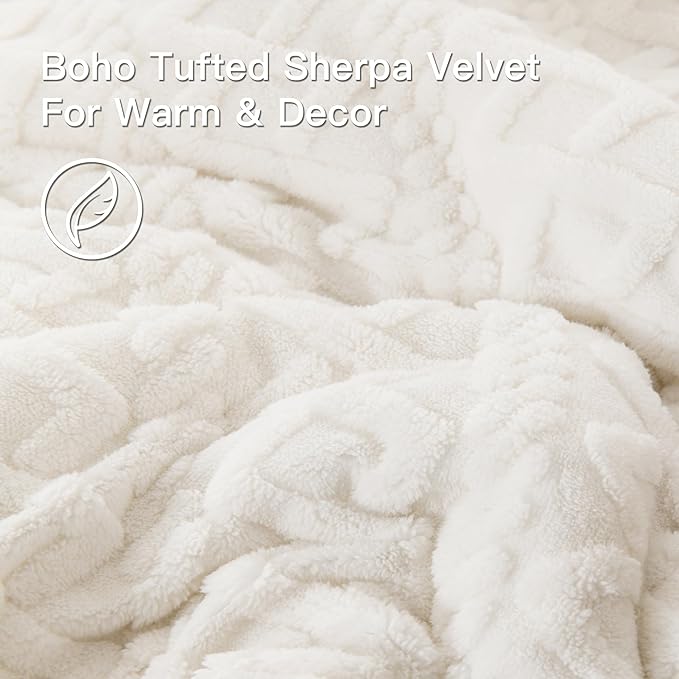 Andency Fluffy Sherpa Queen Comforter Set, Super Soft White Fleece Warm Bedding for Winter, Luxury Jacquard Boho Thick Fuzzy Plush Bed Set 3 Pieces(1 Shaggy Comforter, 2 Pillowcases)