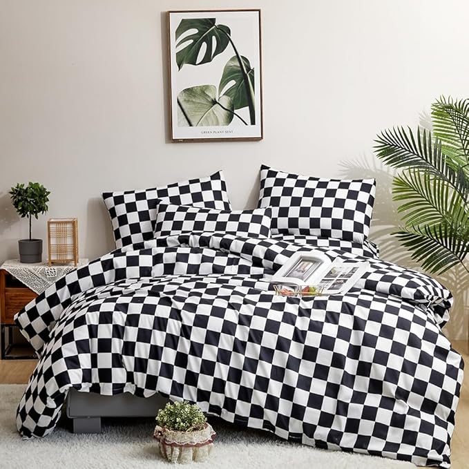 CLOTHKNOW Black White Plaid Full Size Comforter Sets Grid Bedding Comforter Sets Soft Checkered Comforter with 2 x Pillow Cases