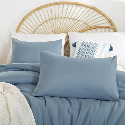 weigelia Dusty Blue Comforter Set King Size - 3 Pieces Lightweight Solid Grayish Blue Bedding Comforter Set - All Season Fluffy Microfiber Bed Set (1 Comforter, 2 Pillowcases)