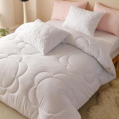 CLOTHKNOW White Queen Comforter Set Daisy Puff Pattern Bedding Comforter Sets Boho Queen Comforter Soft Floral Comforter with 2 x Pillow Cases