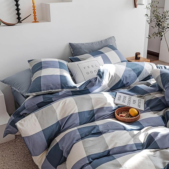 mixinni Queen Comforter Set Soft Fluffy Modern Style Checkered Pattern Comforter for Boys Mens, 1 Blue White Grey Geometric Comforter and 2 Pillowcases, All Seasons-Queen Size