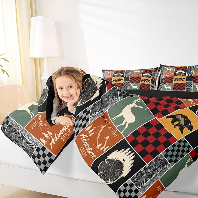 Farmhouse Cabin Bedding Set Queen, Bear Deer Forest Comforter Set Wooden Board Country Duvet Insert For Kids Girls Bedroom, Retro Lodge Wild Animal Quilt Rustic Decorations For Home, Red Grey Black