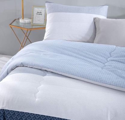 SLEEPBELLA Comforter Twin Size, 600 Thread Count Cotton White and Navy Striped Patchwork Reversible Pattern Reversible Blue Comforter Set,Down Alternative Bedding Set 2Pcs (Twin, Blue Patchwork)