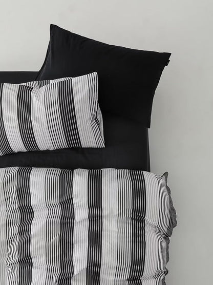 CLOTHKNOW Black White King Size Comforter Set Striped Bedding Comforter Sets Farmhouse Comforter King Soft Comforter with 2 x Pillow Cases