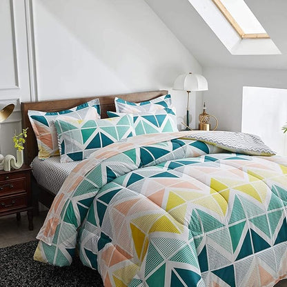 UOZZI BEDDING Bed in a Bag 7 Pieces Queen Size Yellow Green Triangles Print - Soft Microfiber Reversible Bed Comforter Set (1 Comforter 2 Pillow Shams 1 Flat Sheet 1 Fitted Sheet 2 Pillowcases)