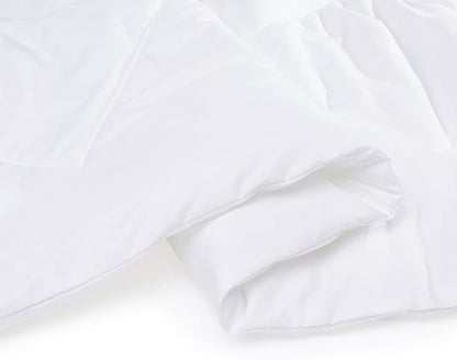 Amazon Basics Reversible Lightweight Microfiber All Season Comforter Blanket, Twin/Twin XL, White