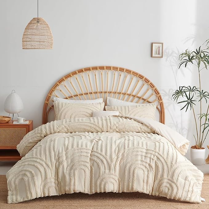 Boho Tufted Comforter Queen Size Beige Geometric Tufted Comforter Set Bohemian Arch Tufted Bed Set 3 Pieces Shabby Chic Embroidery Soft Jacquard Bedding for All Seasons with 2 Pillowshams