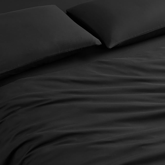 Juicy Couture Alexis Reversible Comforter Set, Full Bed in a Bag – Black/Hot Pink, 8-Piece Bedding Collection