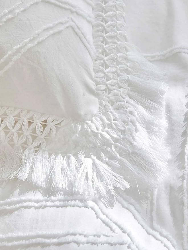 Nanko Queen Size Comforter Set, White Tufted Tassel Jacquard Boho Geometric Shabby Chic Down Alternative Soft Microfiber Bedding - Farmhouse Modern Bed Sets in a Bag for Women Men 88x90 3pc
