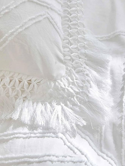 Nanko Queen Size Comforter Set, White Tufted Tassel Jacquard Boho Geometric Shabby Chic Down Alternative Soft Microfiber Bedding - Farmhouse Modern Bed Sets in a Bag for Women Men 88x90 3pc