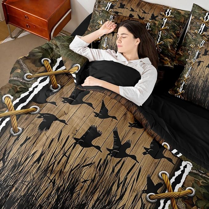 Duck Camo Bed in a Bag King Size Comforter Set 7-Piece | Wild Duck Bedding Sets Mens Fall Leaves Camo Comforter and Sheet Set, Woodland Animals Farmhouse Room Decor,Hunting Rustic Cabin Decor