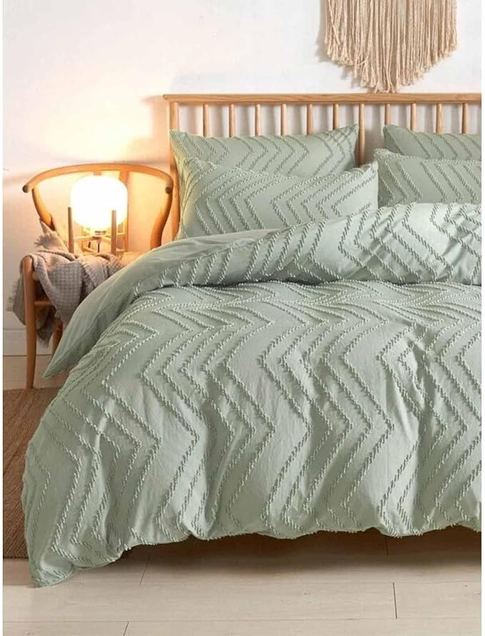 Nanko Sage Green Queen Comforter Set 3 Pcs, Tufted Jacquard Boho Soft Reversible Down Alternative Microfiber Bedding - All Season Duvet Spring Farmhouse Bed Set for Women Men, Size 88 x 90 Bohemia