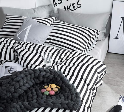 KAREVER White and Black Stripes Comforter Set Cal King Women Bedding Set Soft Durable Girls White Striated Bedding Set Hotel Quality Blanket
